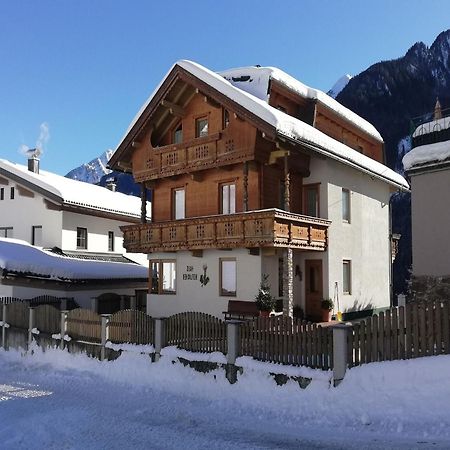 Apartment In Mayrhofen In The Mountains Bagian luar foto
