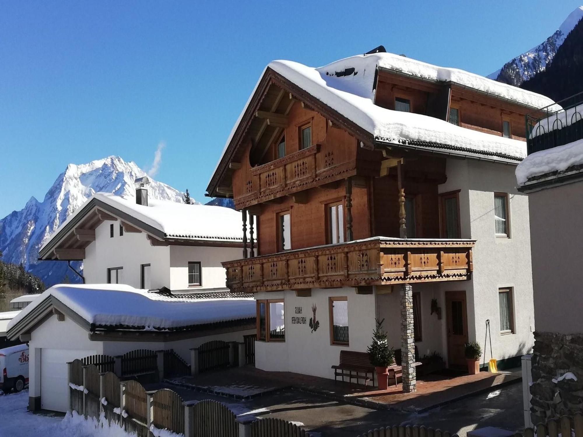 Apartment In Mayrhofen In The Mountains Bagian luar foto