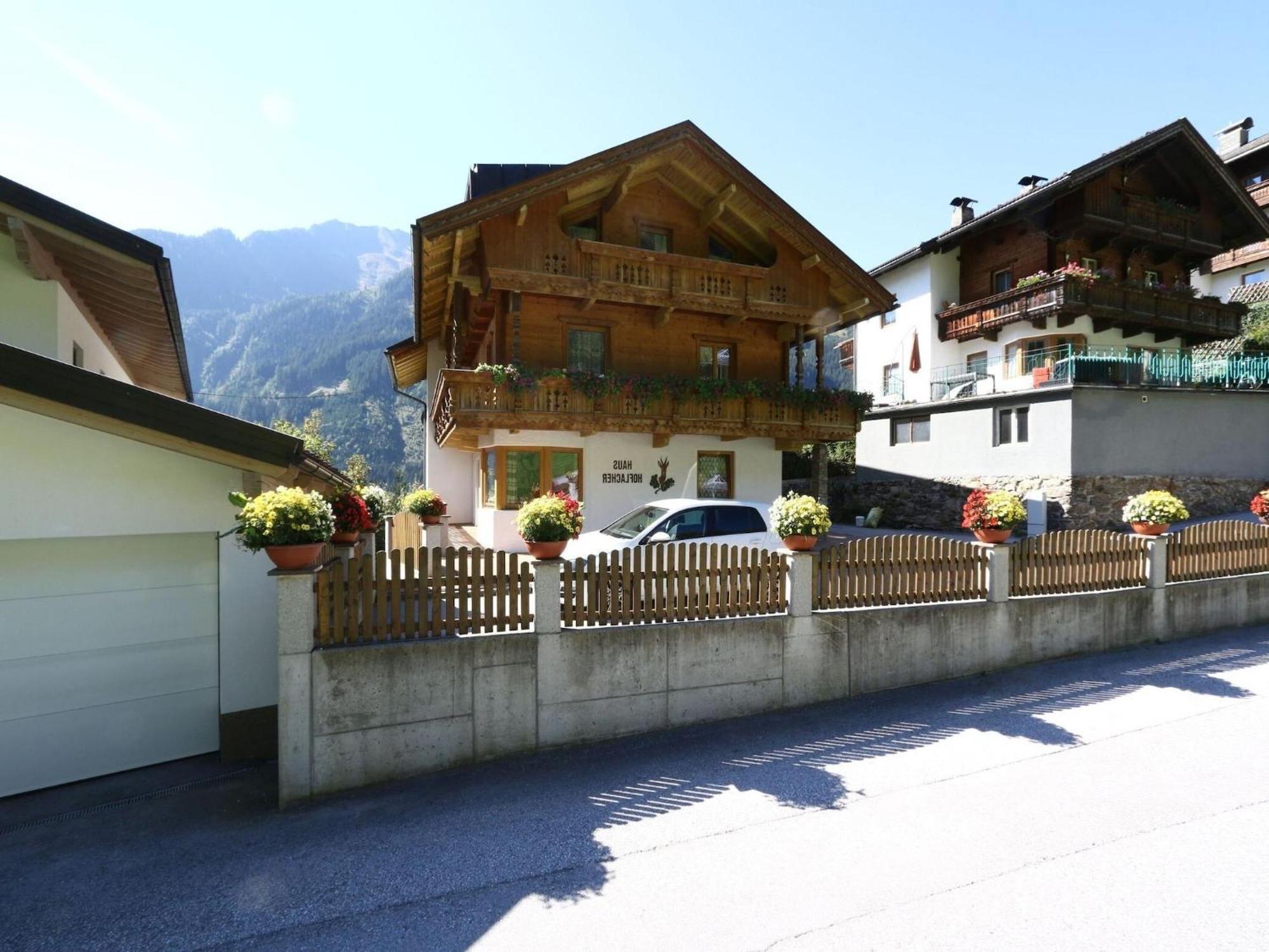 Apartment In Mayrhofen In The Mountains Bagian luar foto